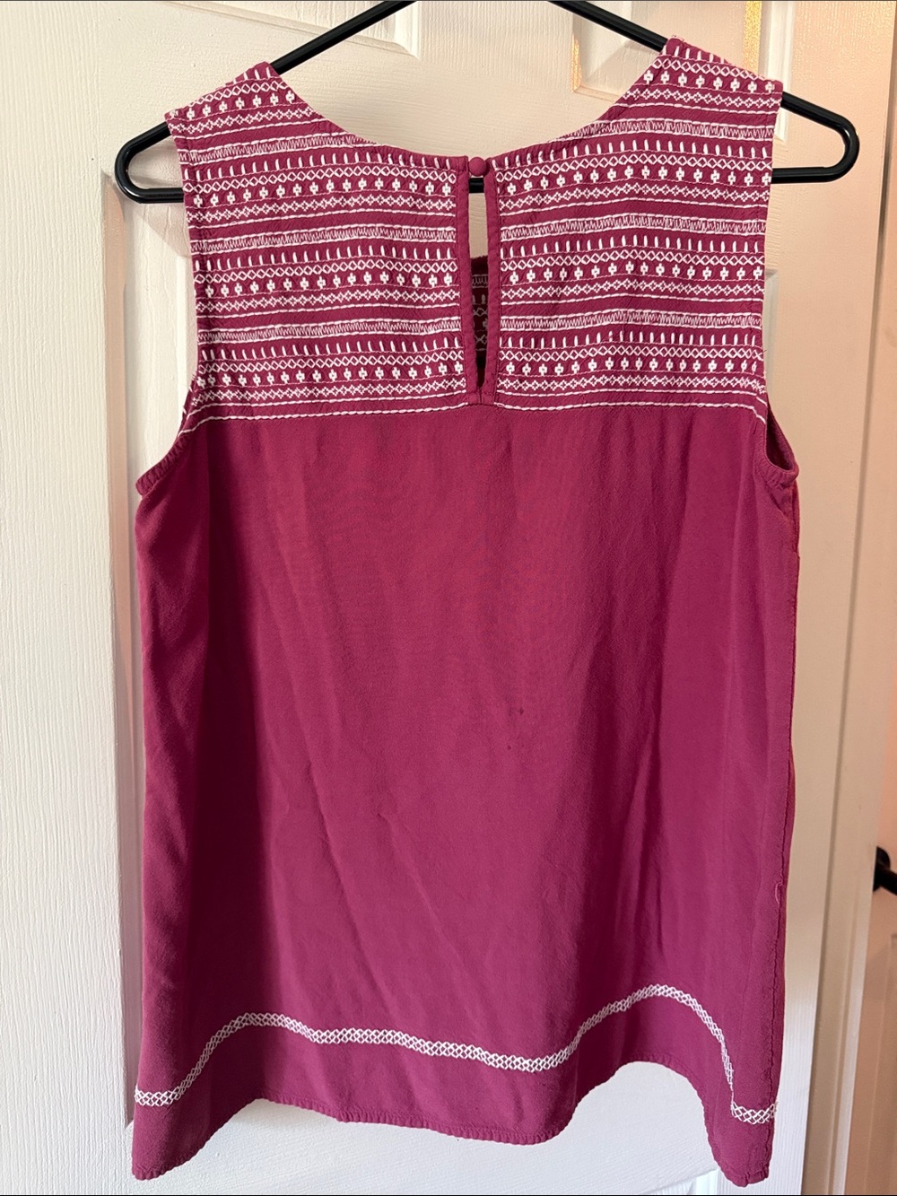 Ariat Embroidered Raspberry Camisole - Picture 3 of 4